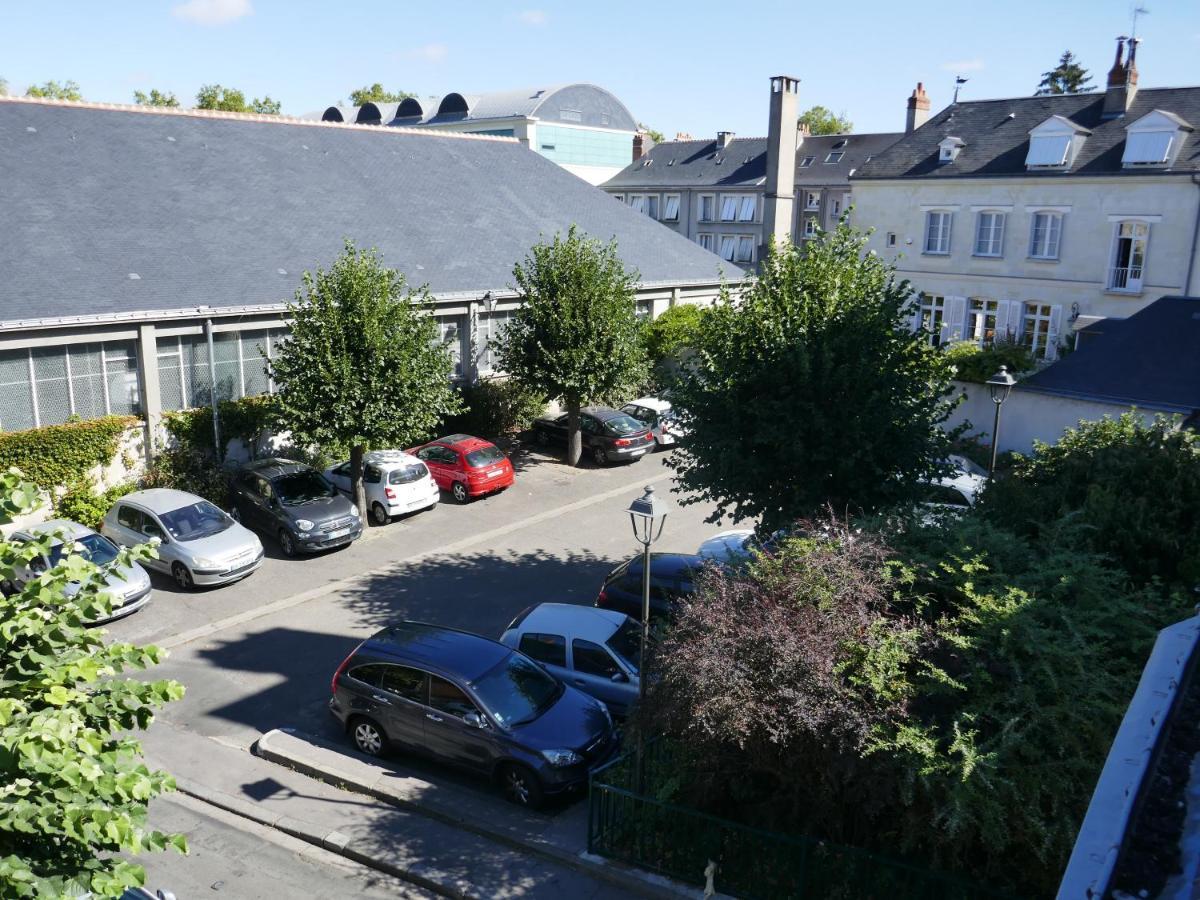 L Escalier Rouge Apartman Tours Kültér fotó
