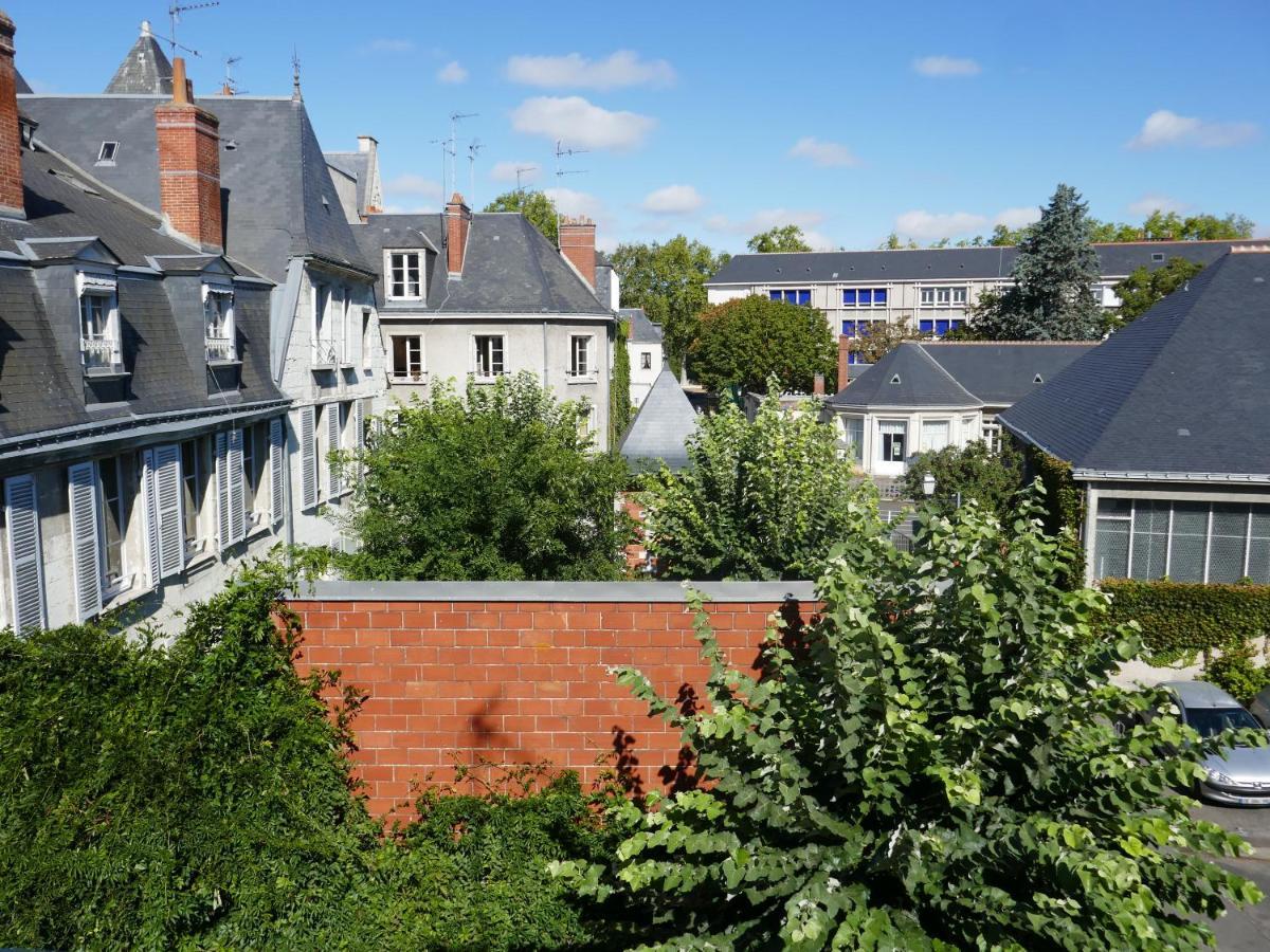 L Escalier Rouge Apartman Tours Kültér fotó