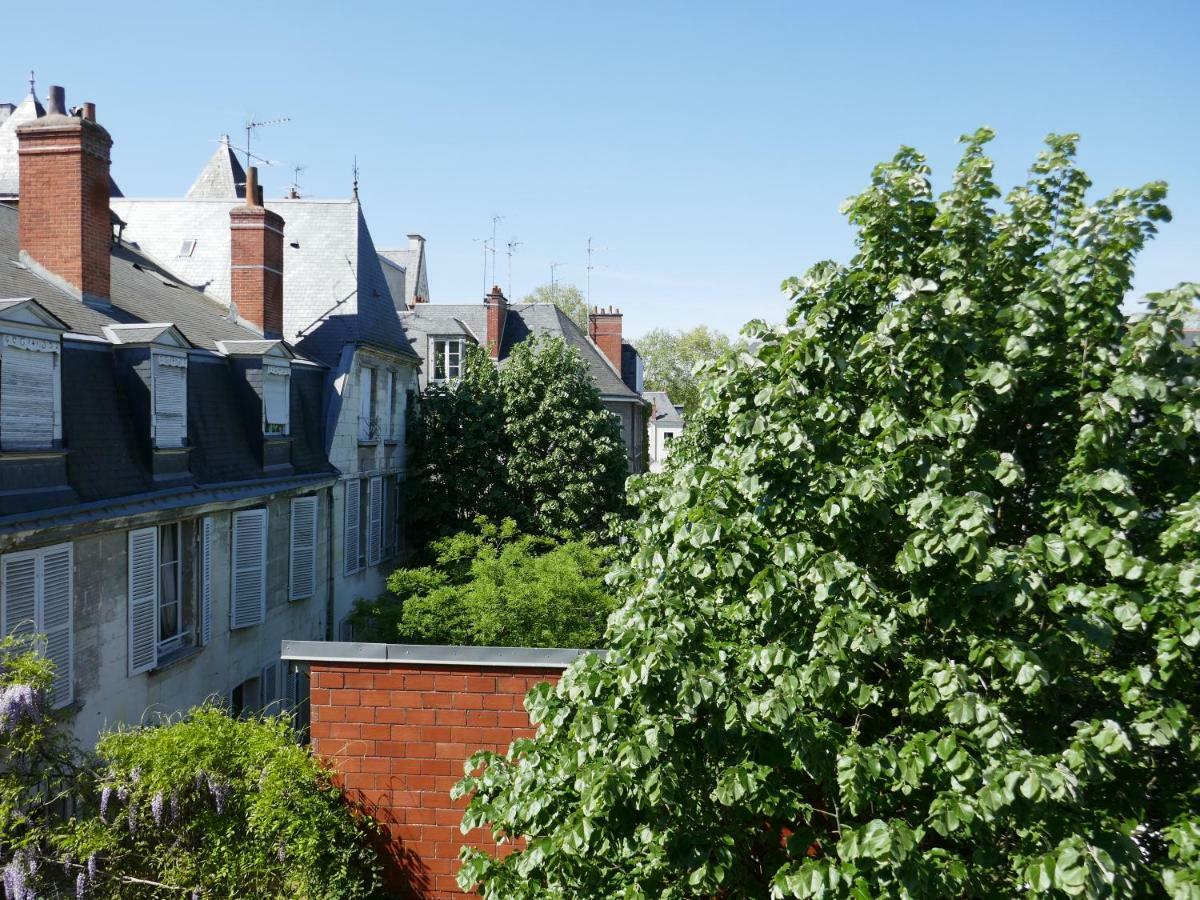 L Escalier Rouge Apartman Tours Kültér fotó